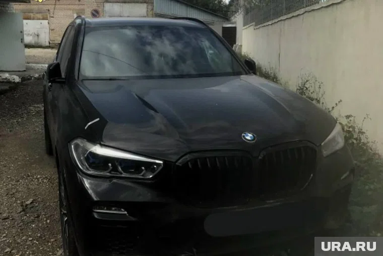 Дорогостоящую иномарку конфисковали в доход государства