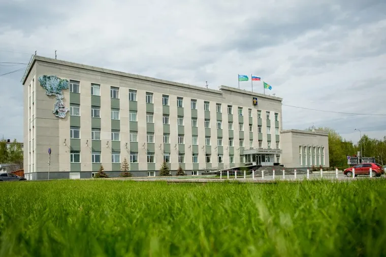 Город летом. Сургут