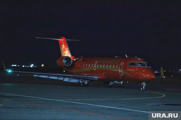 В Канаде задержан чартерный самолет с с россиянами на борту