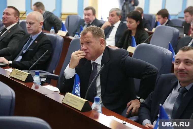 Владимир Плотников назвал замену Захарова вынужденной мерой