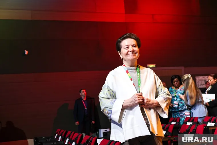 Губернатор ХМАО Комарова пригласила жителей стать соавторами ее отчетов и придумала себе псевдоним