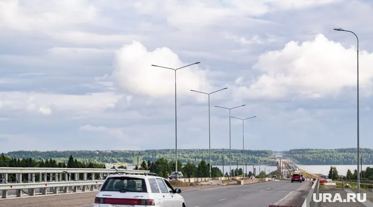 Пока не сообщалось о пострадавших на фоне обрушения автомобильного моста