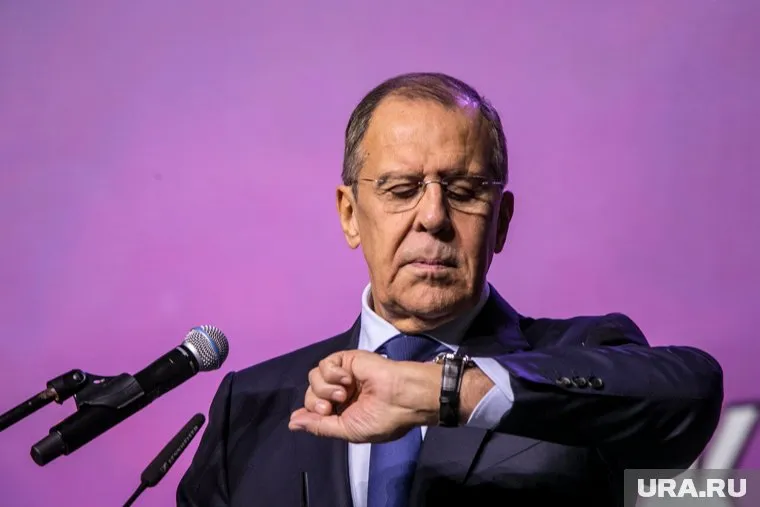 Сергей Лавров заявил, что Россия ждет подтверждения заявлений об Алексее Навальном