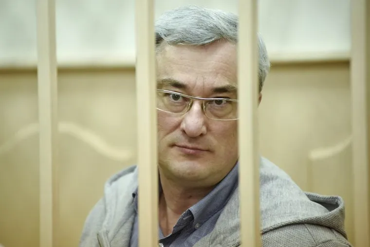 Рассмотрение ходатайства о продлении ареста экс-главе Республики Коми Вячеславу Гайзеру. Москва., Гайзер Вячеслав