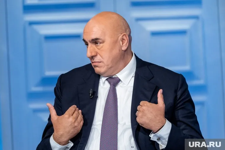 Министр обороны Италии Гвидо Кросетто оскорбил бывшего премьер-министра страны Джузеппе Конте