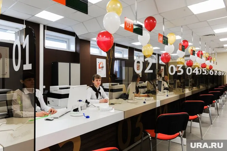 Глава администрации поблагодарил челябинцев за помощь в оснащении многофункционального центра