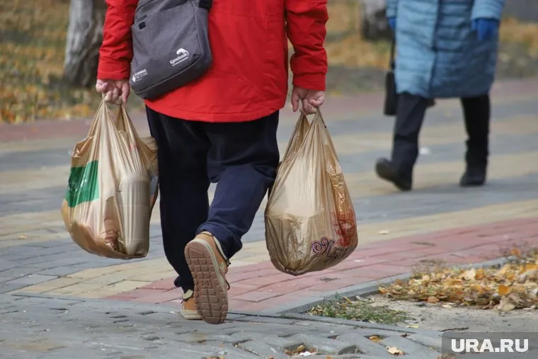 У многих семей половина расходов связана с покупкой продуктов питания