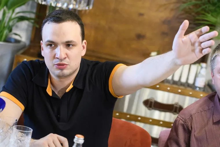 Пресс-конференция Дмитрия Ионина по стрельбе в Камышлове. Екатеринбург