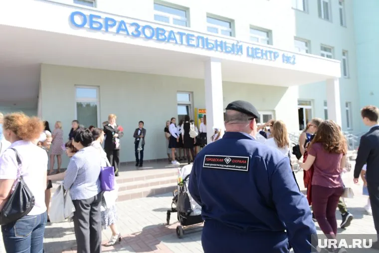 В Челябинске готовятся к телемосту школьников с Путиным