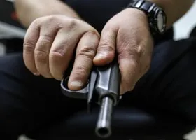 Что известно о покушении на посредника в даче взятки мэру Троицка Спиридонова