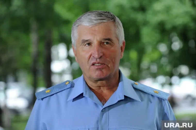 Александр Харчевский являлся заслуженным военным летчиком Российской Федерации