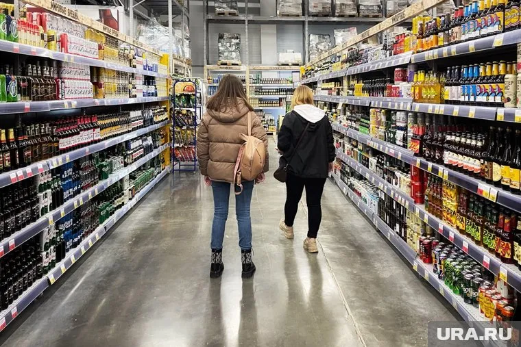 Запрет на продажу алкоголя в розницу введен из-за противопожарного режима в Курганской области