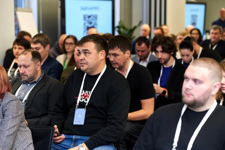 Программа обучения разделена на три этапа и подходит для предпринимателей разных уровней