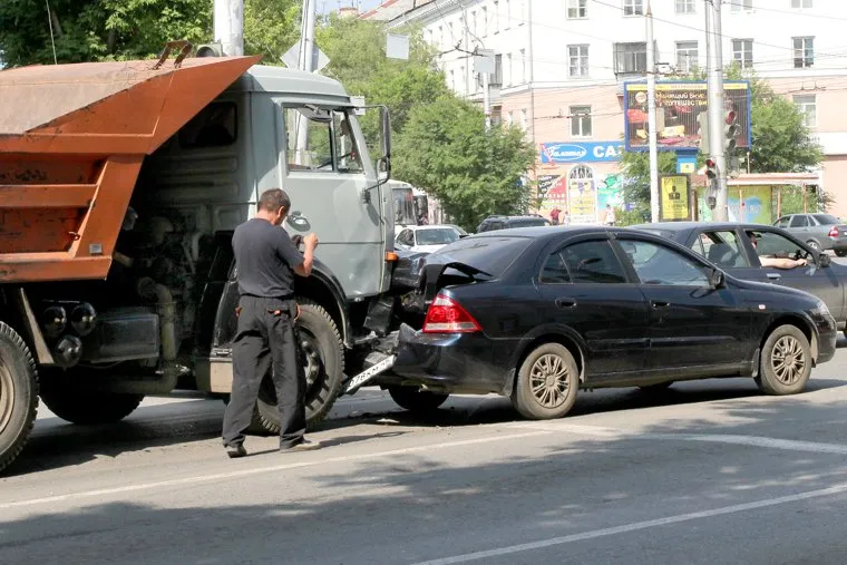 Место под застройку. ДТП.Курган