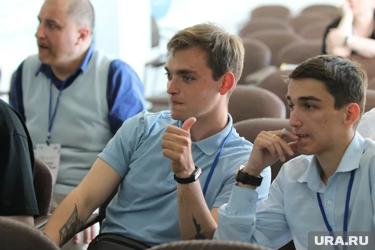 Молодые люди могут попасть на стажировку в крупную компанию через мини-приложение «Другого Дела»