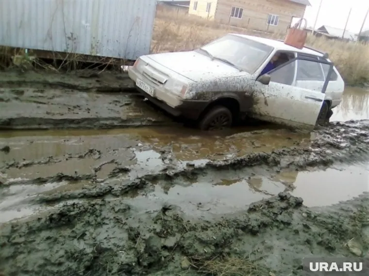 В Тюмени горожане проголосовали за 33 самые "убитые" дороги