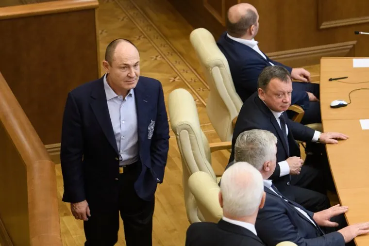 Внеочередное заседание законодательного собрания Свердловской области. Екатеринбург