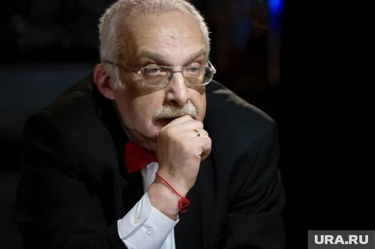 Разговор знатока с редактором «Первого канала» попал в Сеть