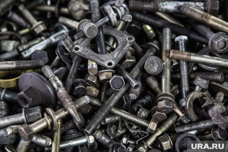 В тюменских автомагазинах продают некачественные автозапчасти из Китая