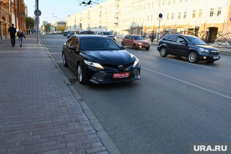 Омские чиновники получат новые Toyota Camry