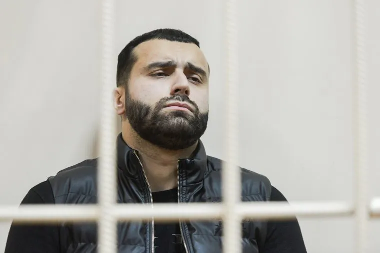 Мера пресечения блогер Альфреду Джавадову в суде центрального района. Челябинск