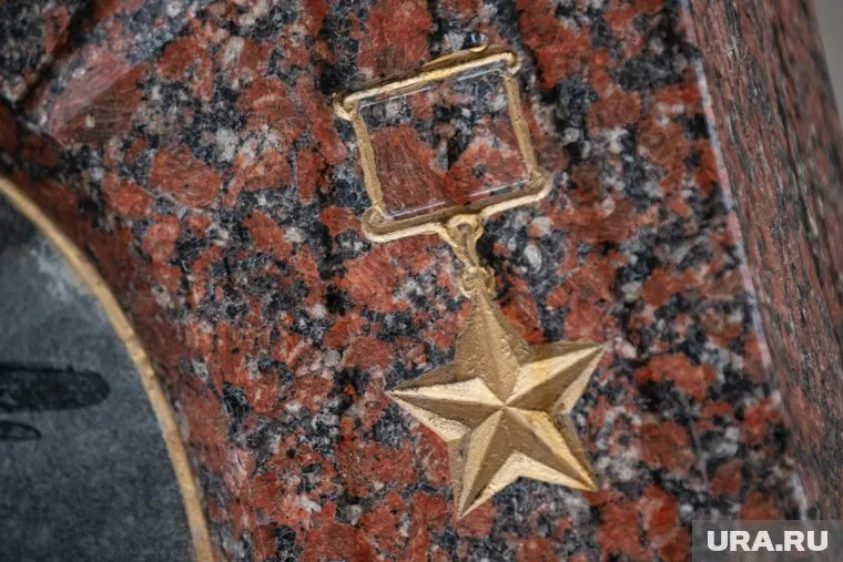 Участник Великой Отечественной войны из Ханты-Мансийска Иван Безносков посмертно получил звезду Героя СССР за захват вражеского аэродрома