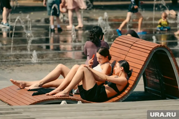 В жаркую погоду организм часто сталкивается с недомоганием