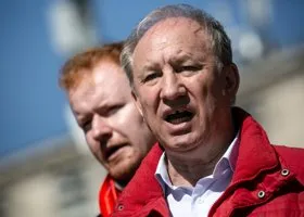 В КПРФ нашли три замены Рашкину