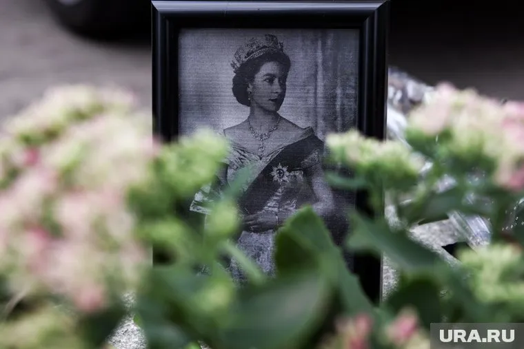 Представитель России посетит похороны Елизаветы II