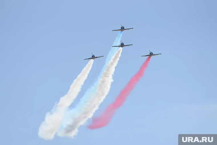 Генерал-майор в отставке Александр Бурцев побывал на церемонии открытия плиты, посвященной героям-авиаторам