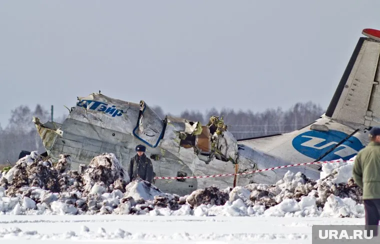 В катастрофах самолета ATR 72 по всему миру погибли 332 человека. Но только уральцы добиваются международного прецедента — запретить полеты этих лайнеров в условиях Севера