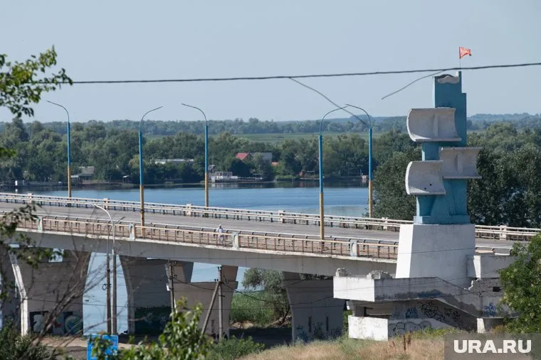 Российским военным придется пересечь Днепр для освобождения Херсона, заявил эксперт Василий Дандыкин