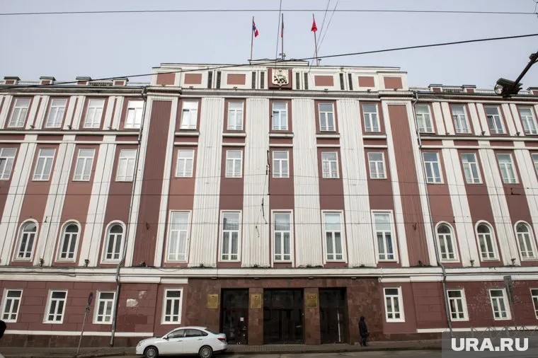 Ремонт фасадов двух зданий в администрации оценили в 6,3 млн рублей