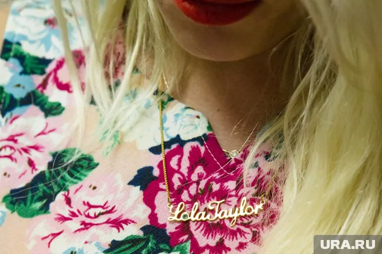 Лола Тейлор страдает из-за проблем в личной жизни