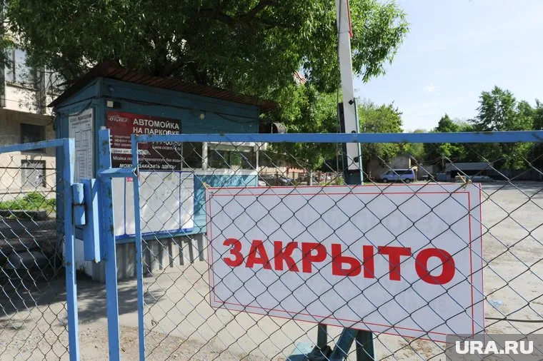 Если комбинат остановится, детям снова придется одеваться в форму из китайского и турецкого сырья