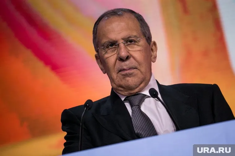 Запад хочет спровоцировать «маленькую войну» на Украине, считает Сергей Лавров
