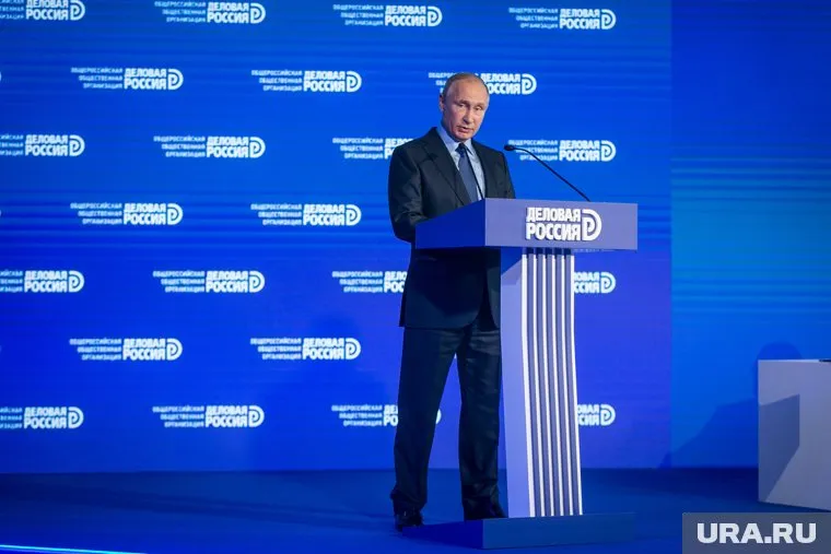 Парламент Чечни поднимет вопрос о продлении срока полномочий Владимира Путина