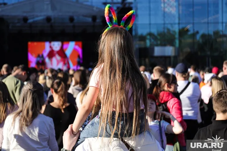 Ранее стало известно, что на концерт не раскупили половину билетов