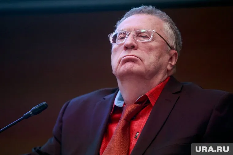 Жириновский заявил, что спас вирусологию РФ