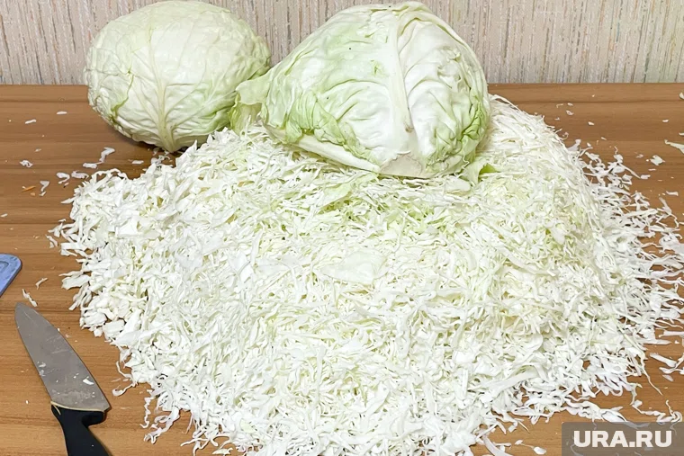 Приготовить квашеную капусту самостоятельно обойдется в пять раз дешевле, чем покупка 