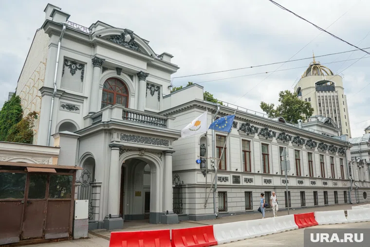 Вновь получить визу можно будет после 6 октября