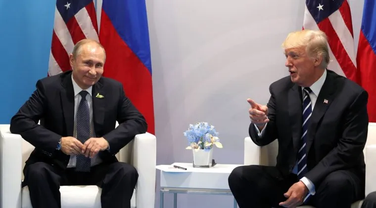 На встрече Путин и Трамп обсуждали варианты долгосрочного мирного урегулирования конфликта на Украине