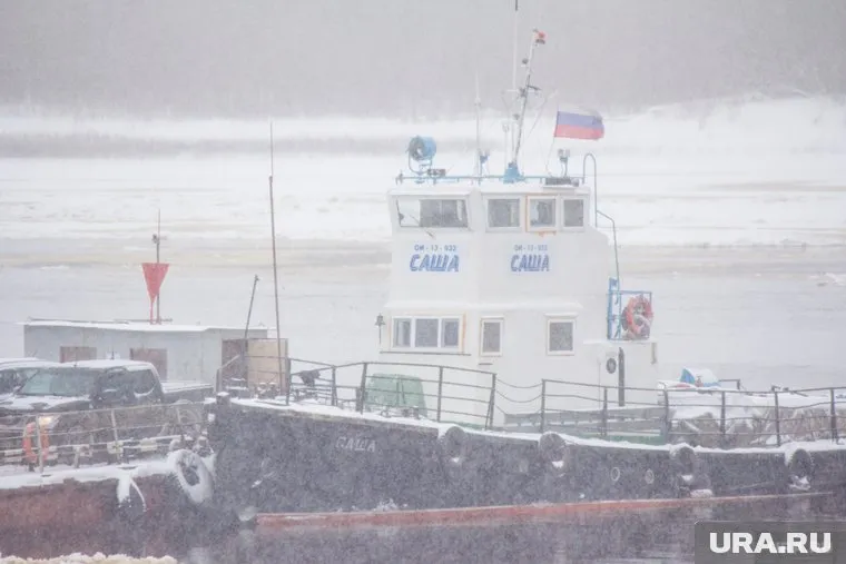 На борту судна находился металлолом на миллион рублей