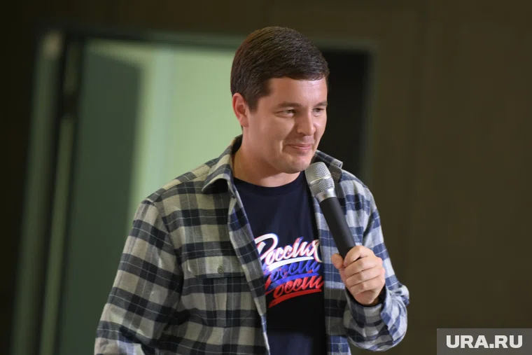 Артюхов провел встречу с ветеранами в формате открытого диалога