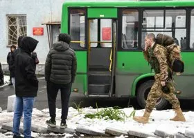 Свердловчанин, мобилизованный после операции на позвоночнике, оказался под капельницей