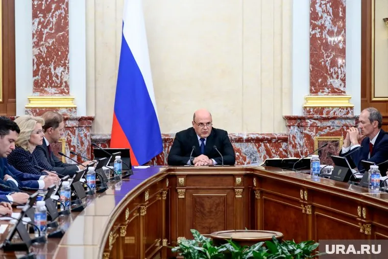 Председатель Правительства Михаил Мишустин заявил, что в Курской области «активно работают» все ведомства