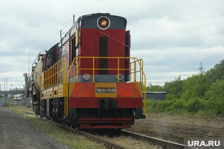 Поезда стали ходить по железной дороге в Брянской области, которая ранее была повреждена