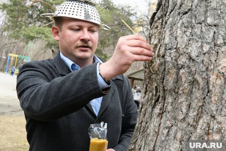 Ширшиков считает себя главой Русской пастафарианской церкви летающего макаронного монстра