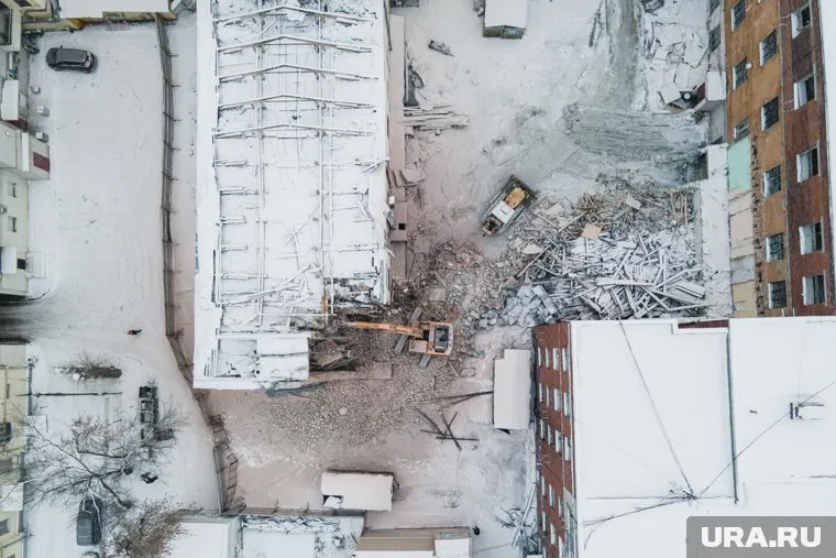 В компании «Маяк» работу экскаватора объяснили вывозом мусора