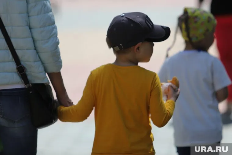 Отец мальчика был пьян, утверждают очевидцы